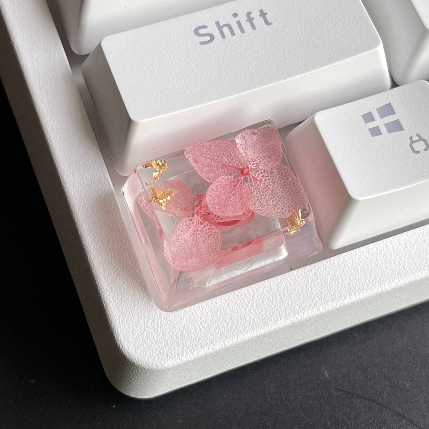 Custom Pink Flower Resin Keycaps