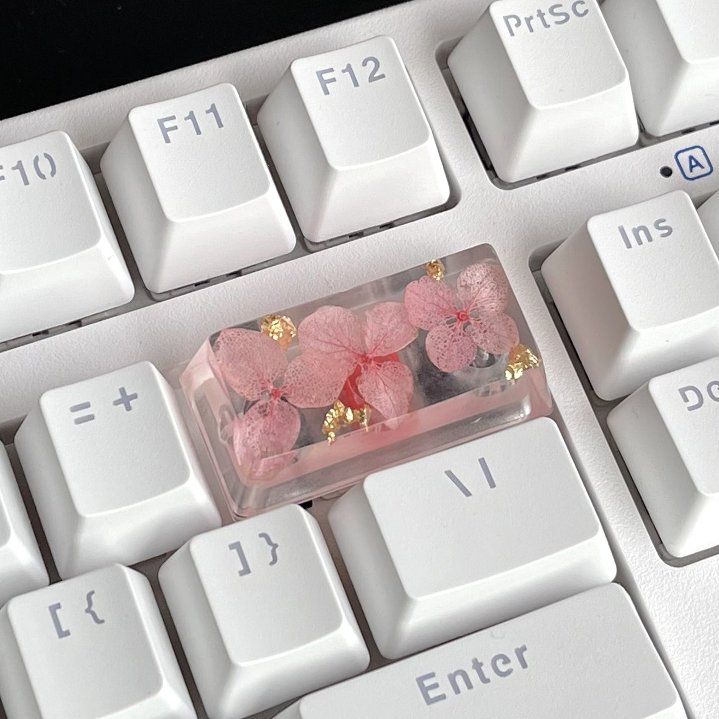 Custom Pink Flower Resin Keycaps