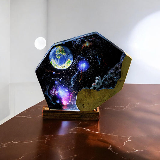 Galaxy astronaut Resin Lamp, Lamp custom resin, epoxy resin lamp, night light wood
