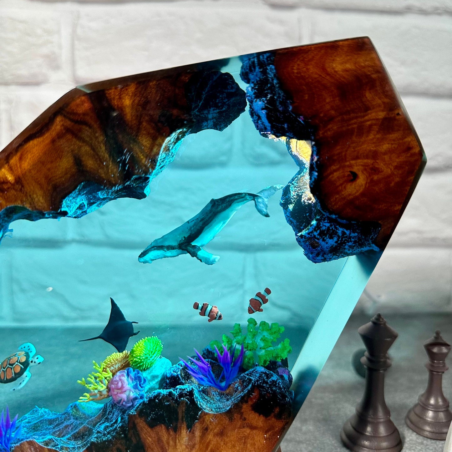 Giant Humpback Whale resin lamp, turtles resin night light, table set up decor, room decor