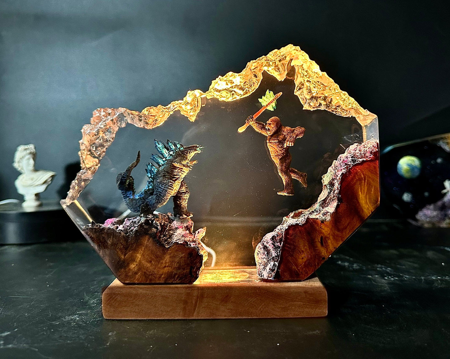 Two Legendary monsters fight resin lamp