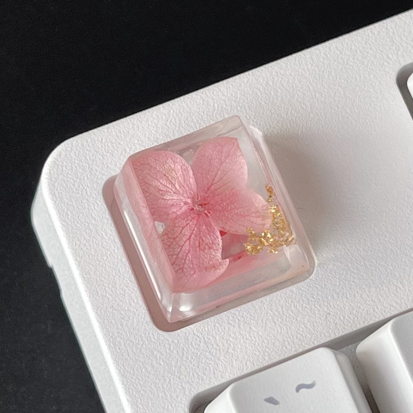 Custom Pink Flower Resin Keycaps