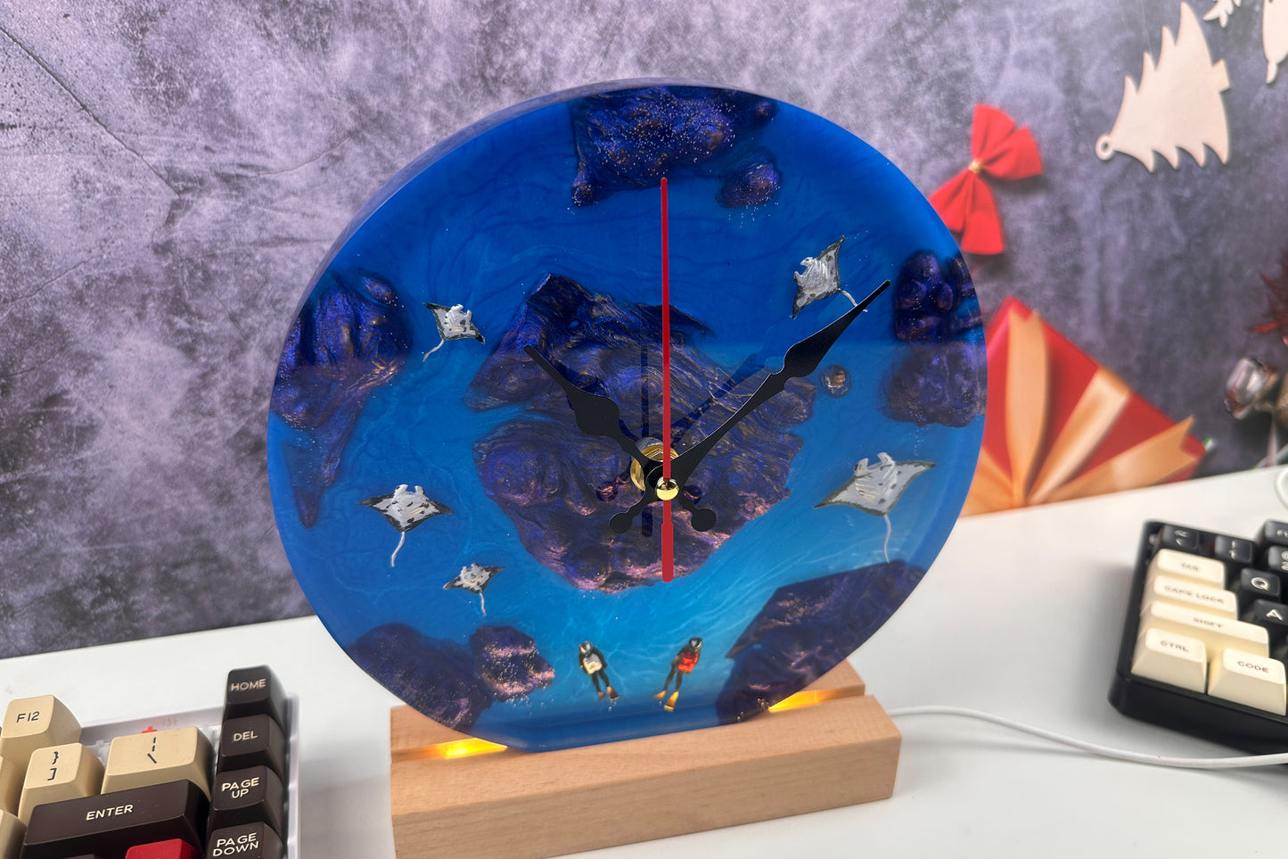 Ocean Resin Art Clock