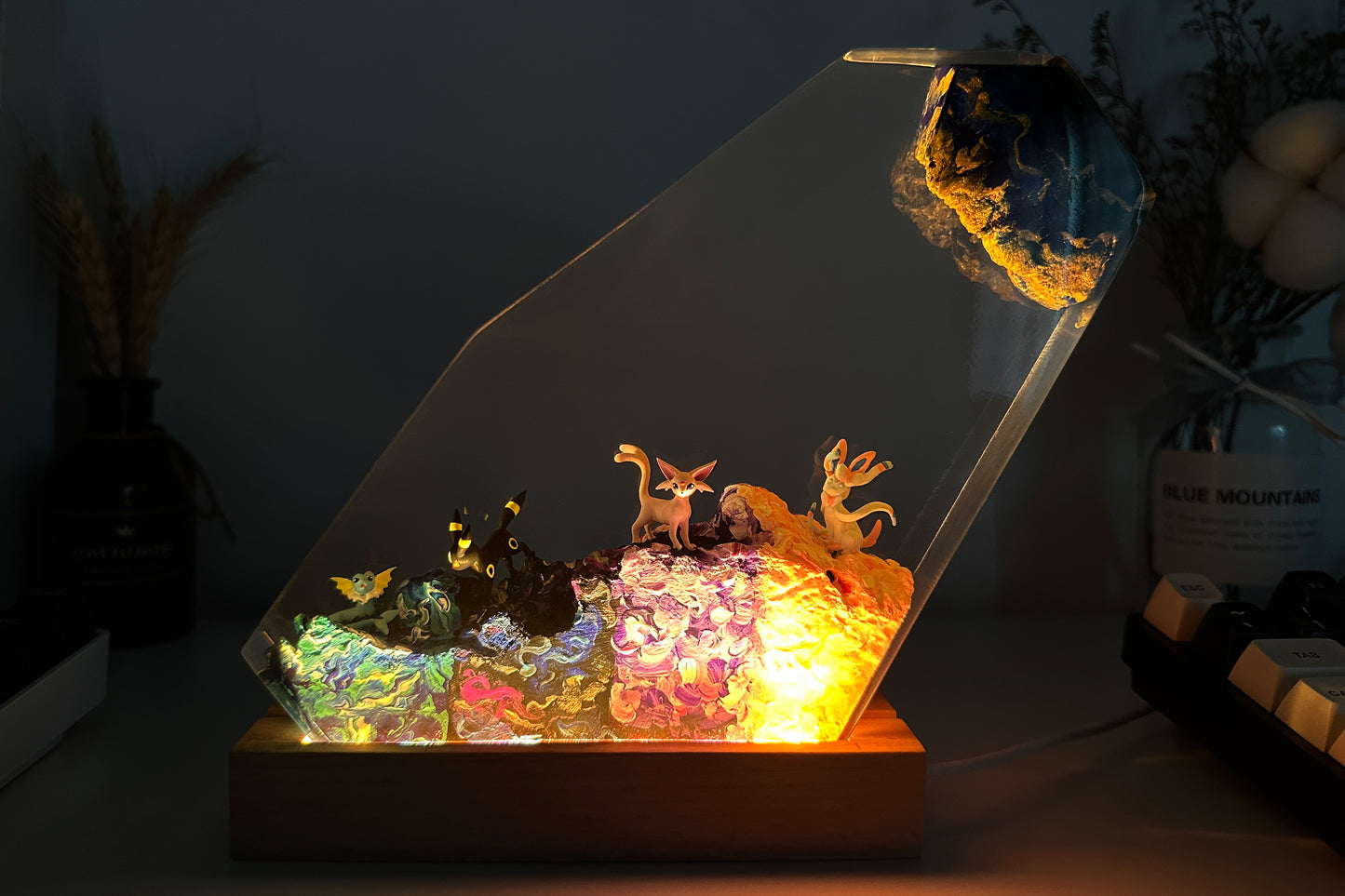 PKM EV Evolution Resin Art Lamp