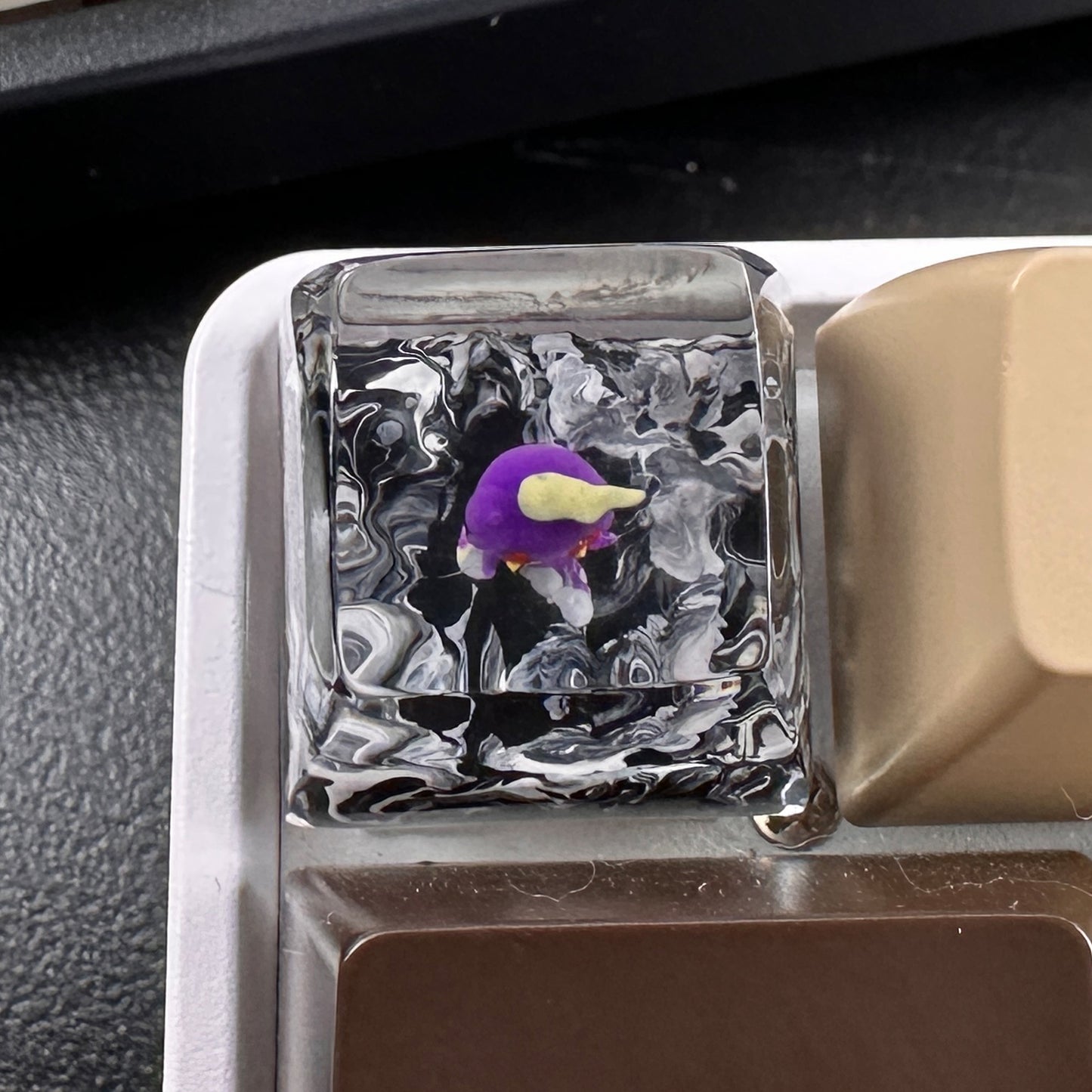 PKM MSD ESC Keycap - Handmade Resin Craft