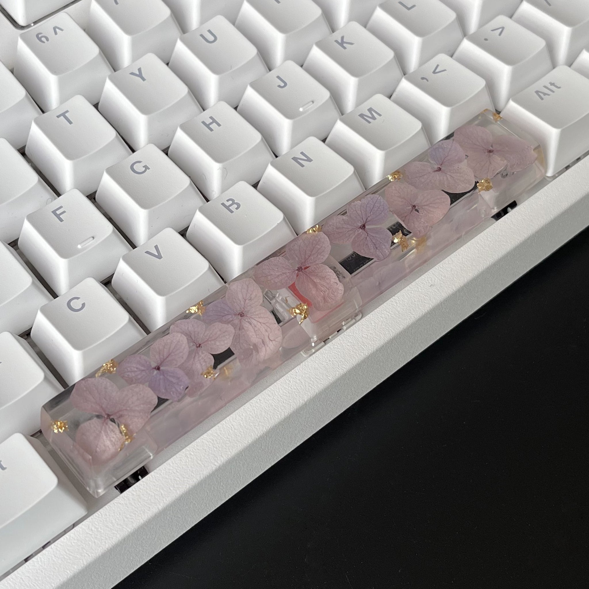 Custom White Purple Flower Resin Keycaps