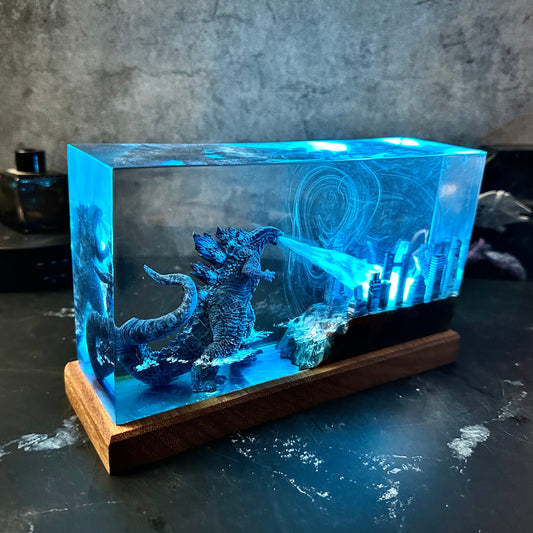 GZ Monster resin lamp