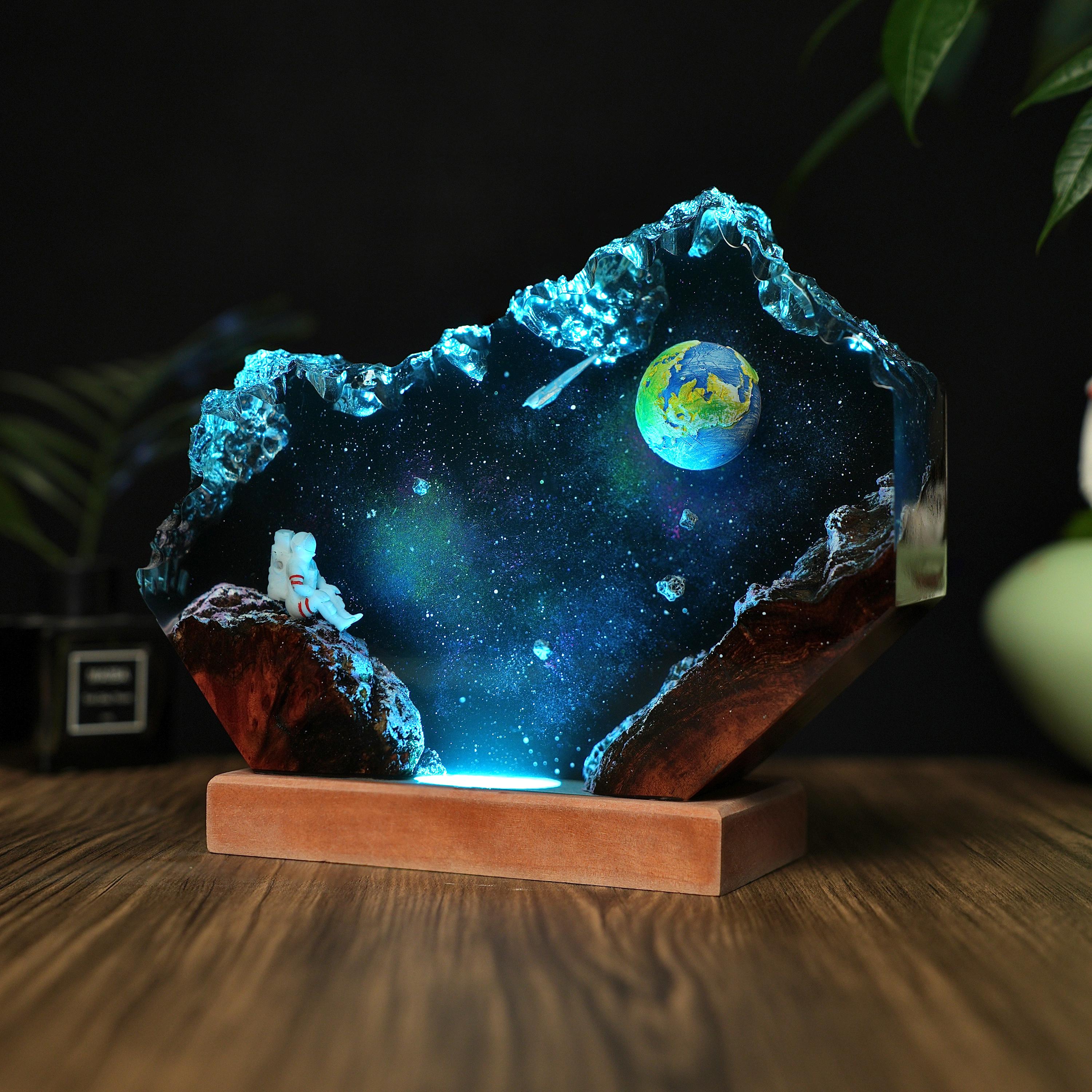 Astronaut Cave Galaxy Lamp