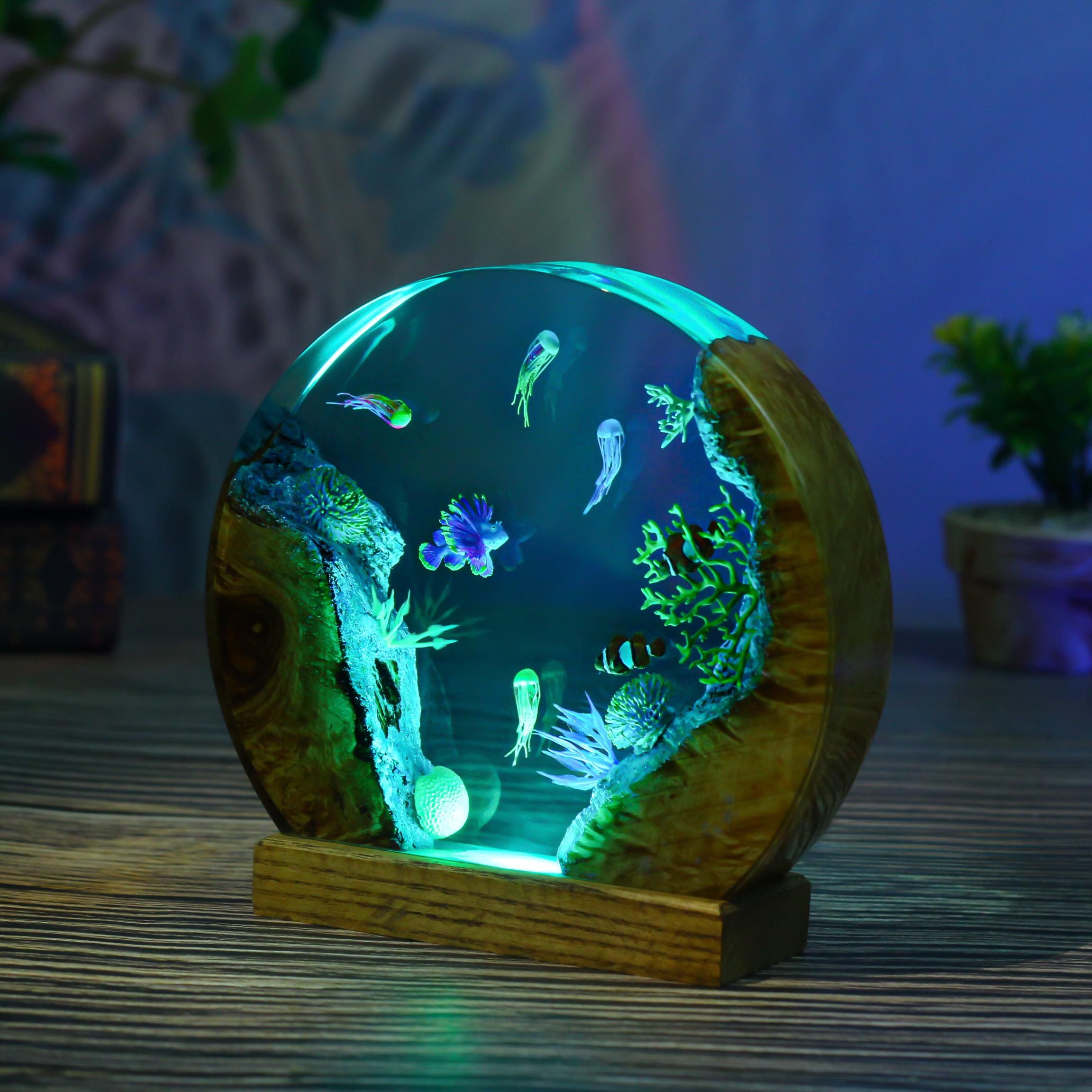 Jellyfish Reef Circular Lamp