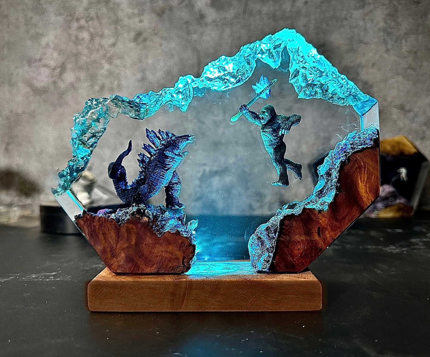 Two Legendary monsters fight resin lamp