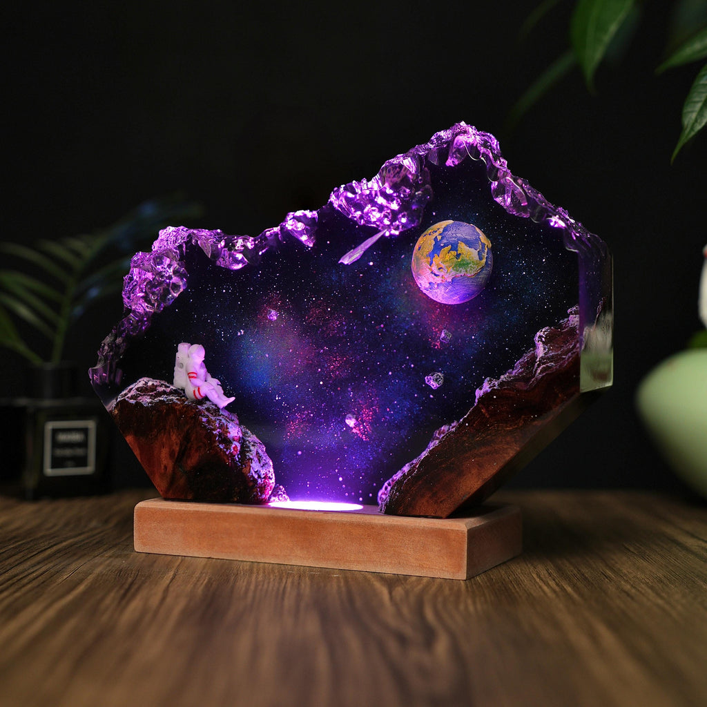 Astronaut Cave Galaxy Lamp