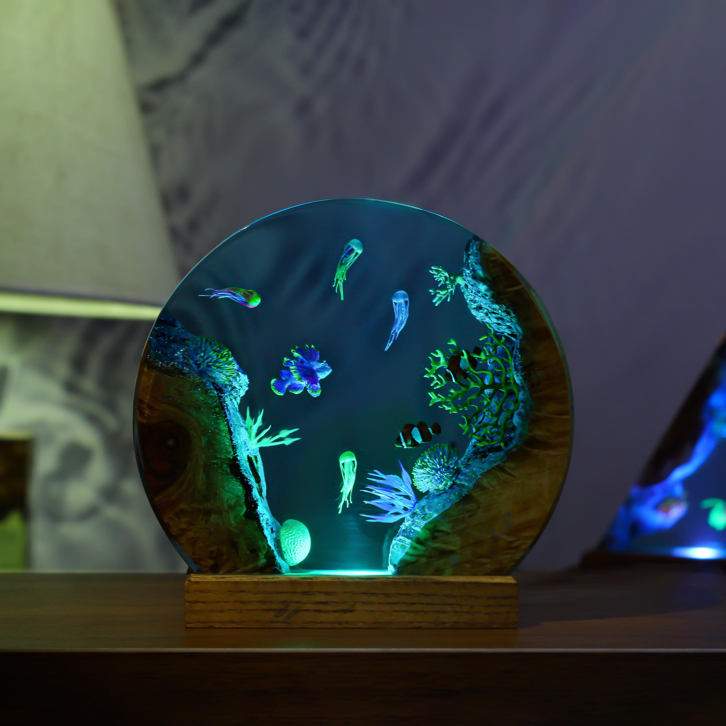 Jellyfish Reef Circular Lamp