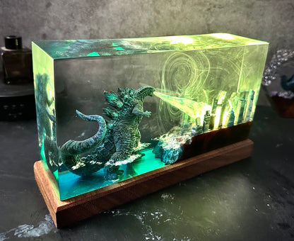 GZ Monster resin lamp