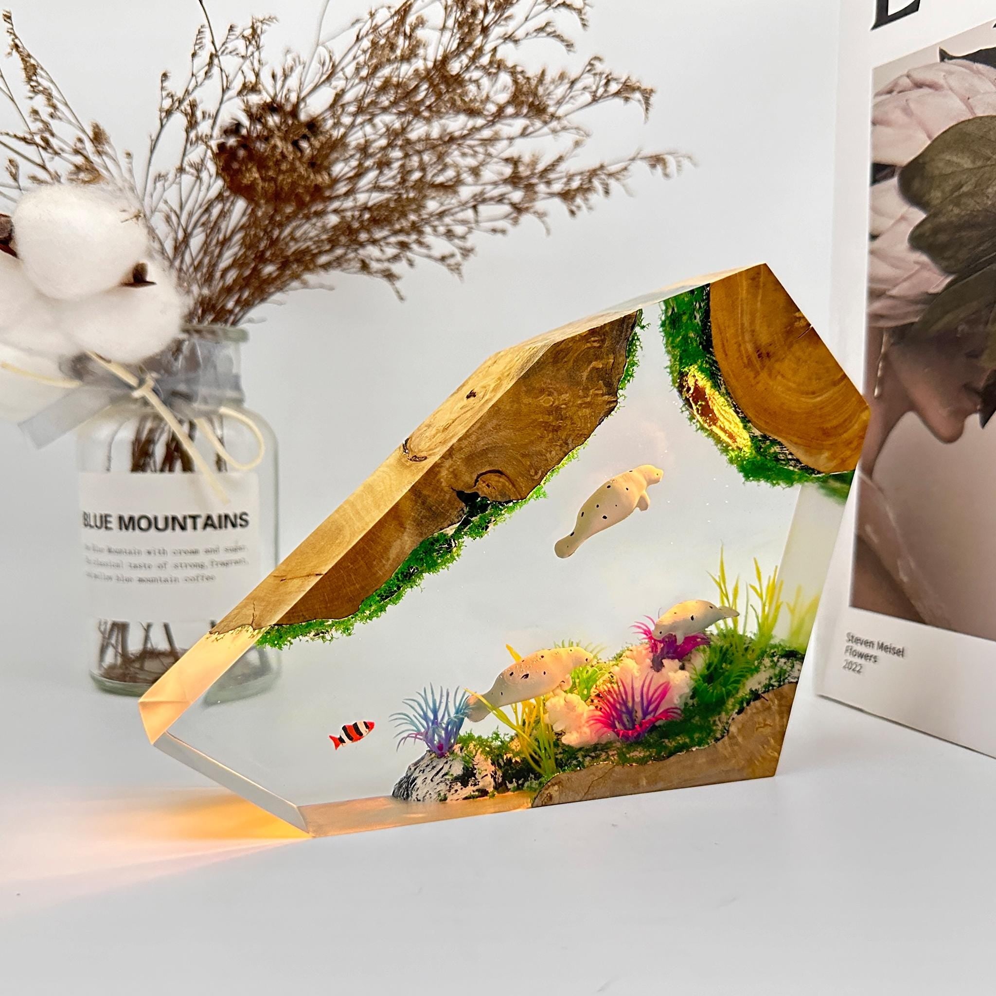 Beluga Whale Cave Resin Lamp