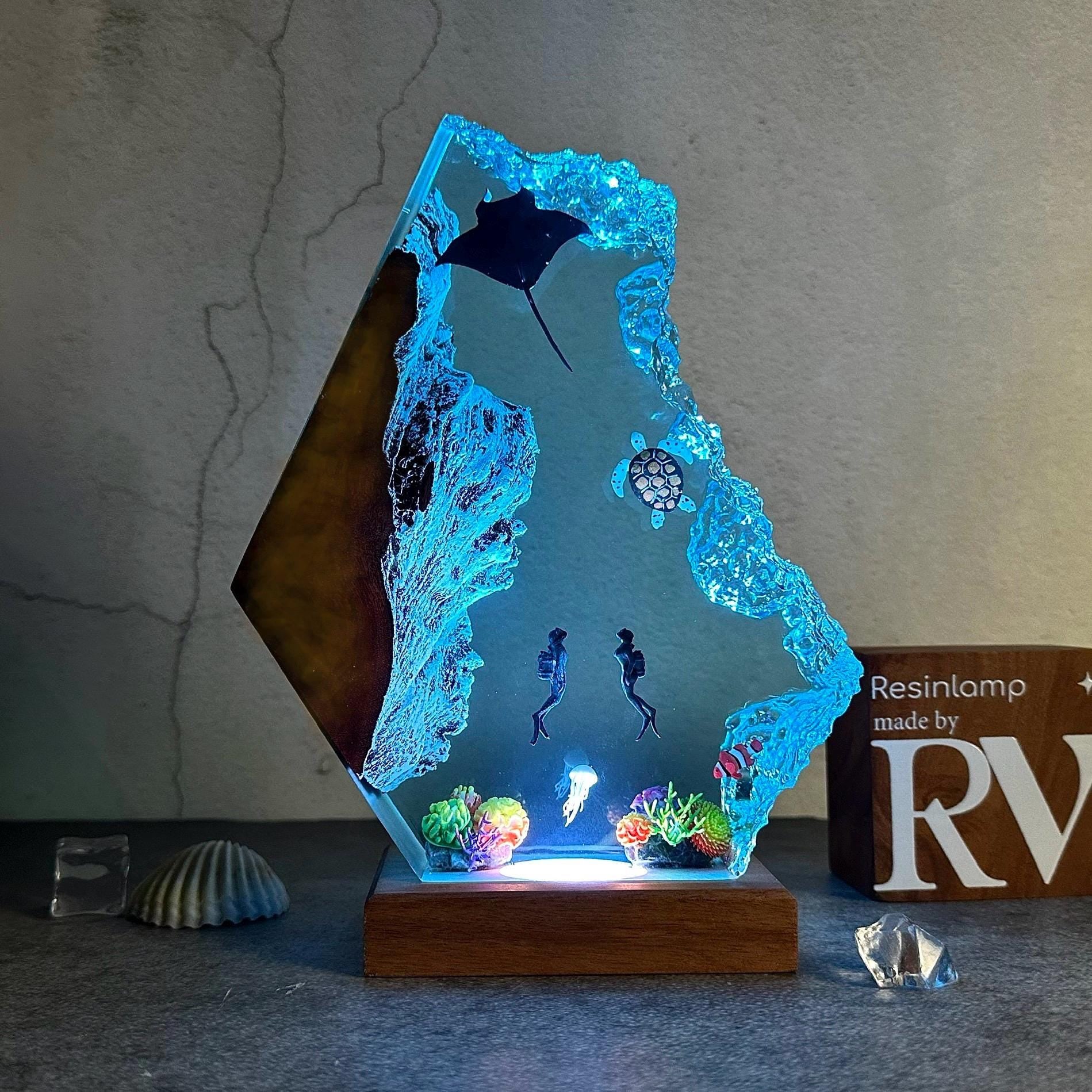 Manta Ray & Diver Encounter Resin Lamp