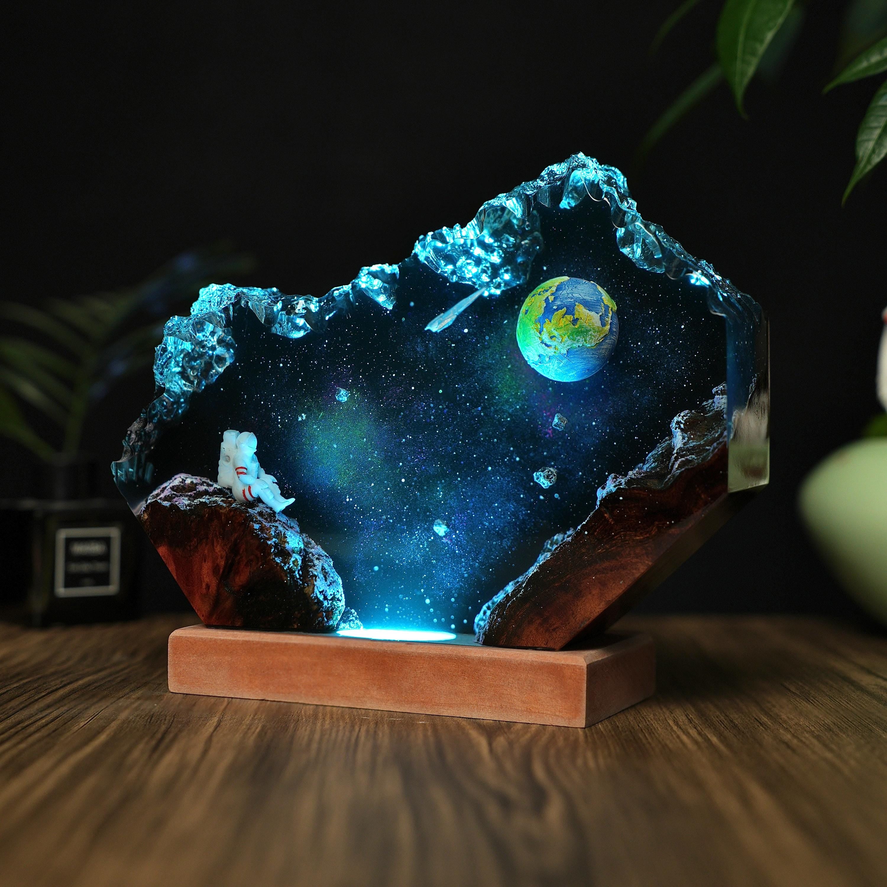 Astronaut Cave Galaxy Lamp