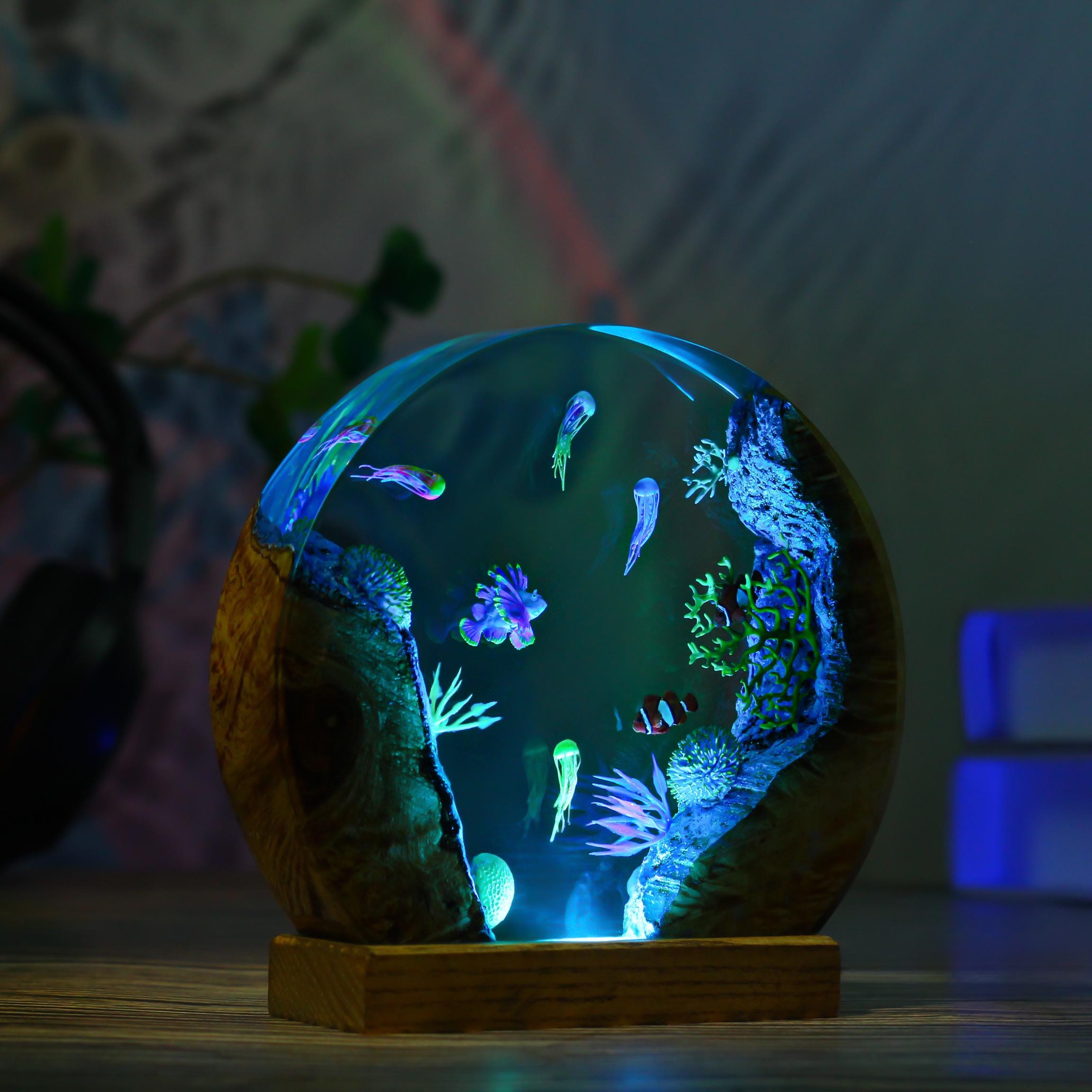 Jellyfish Reef Circular Lamp