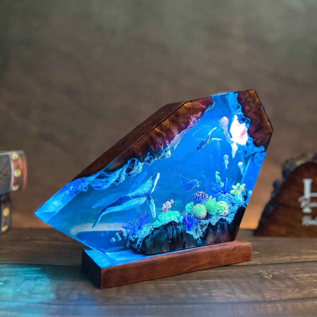 Humpback Whale & Coral Reef Diamond Lamp