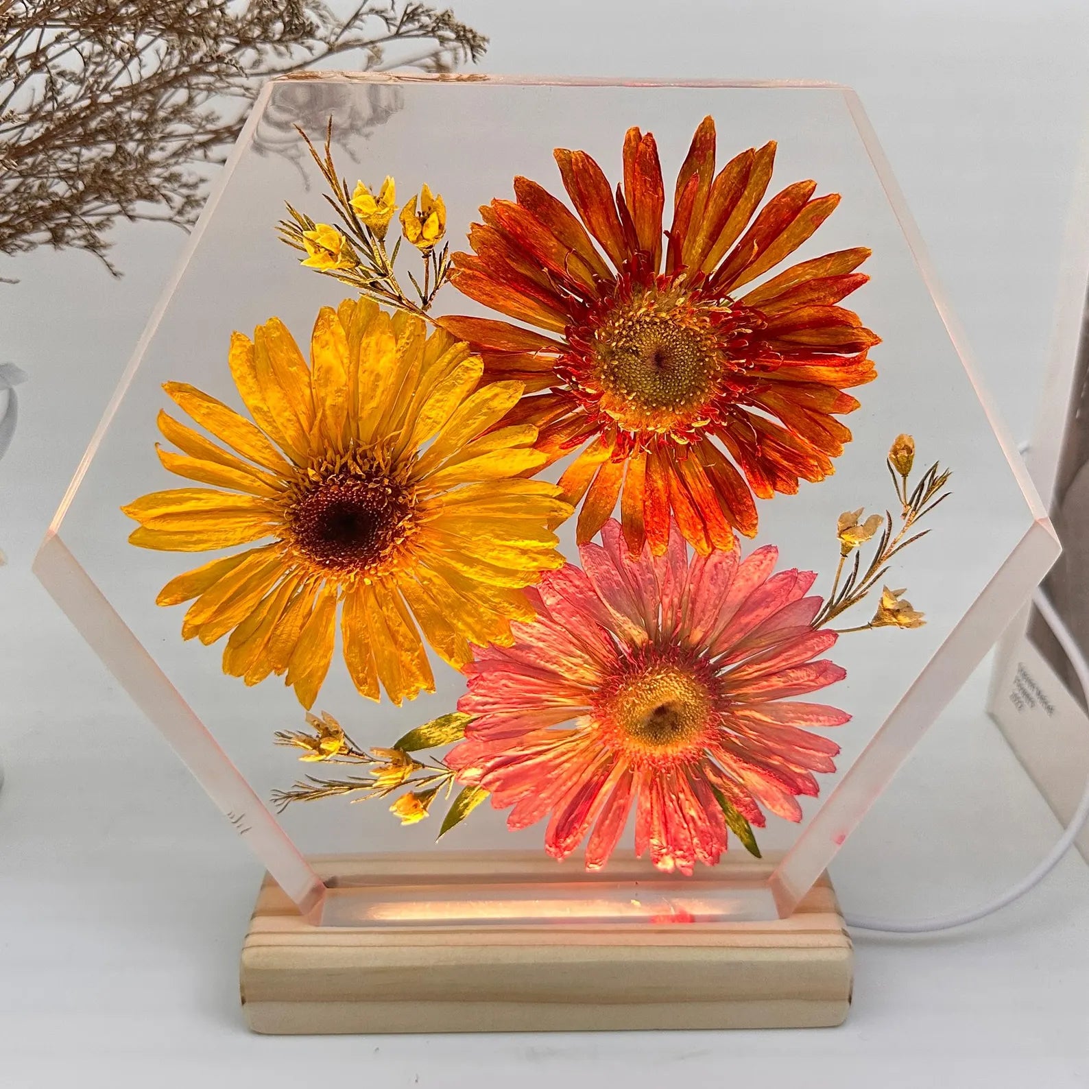 Autumn Gerbera Trio Resin Lamp